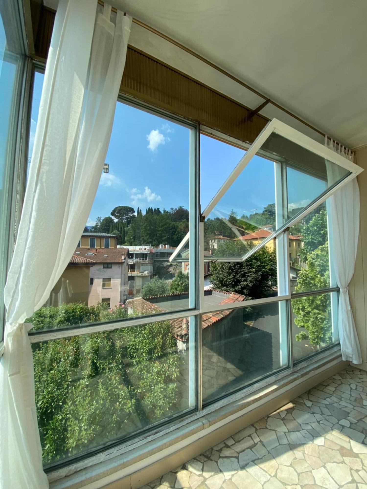 Como Lake Panorama Apartment Cadenabbia Bagian luar foto