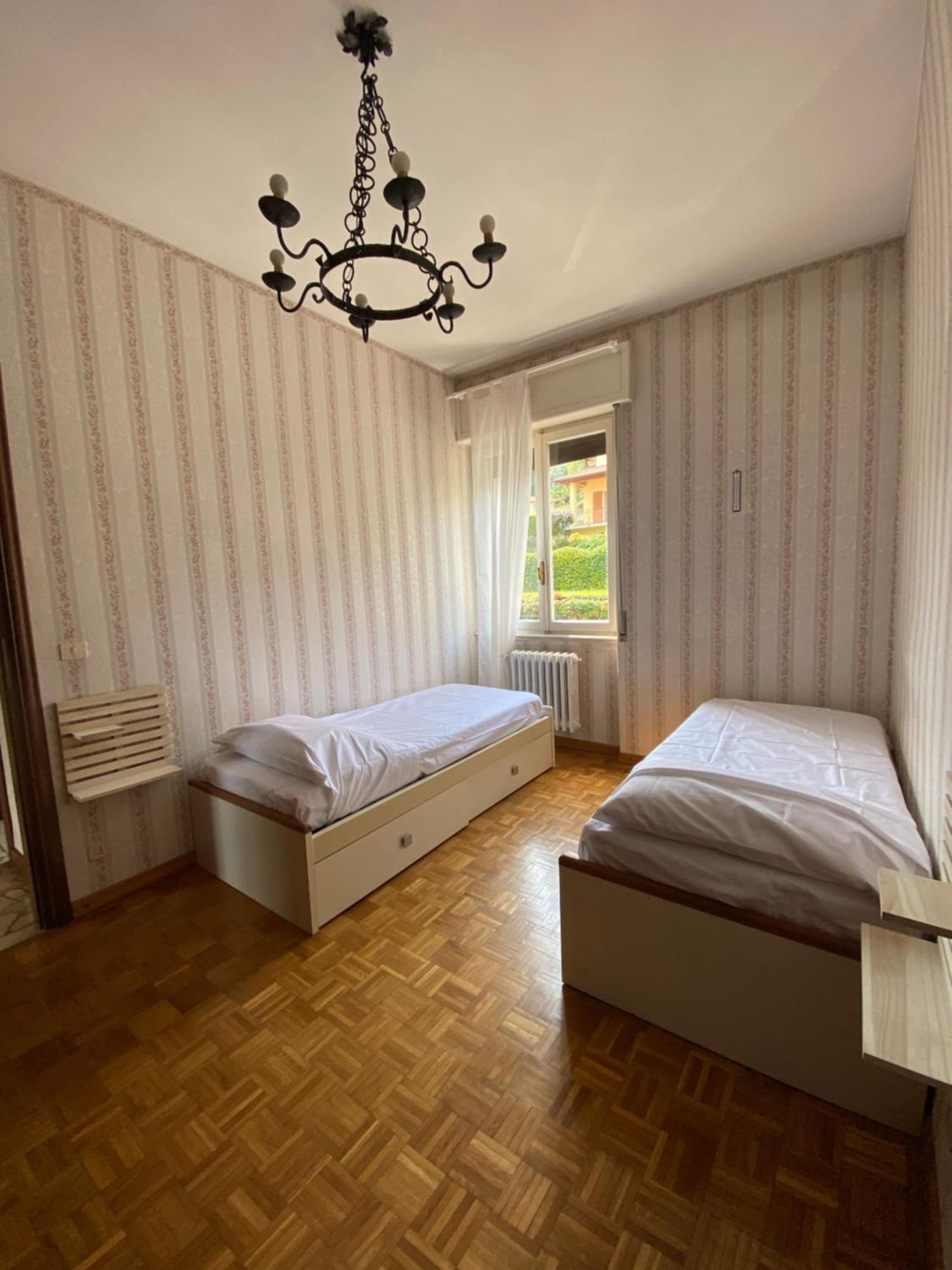 Como Lake Panorama Apartment Cadenabbia Bagian luar foto